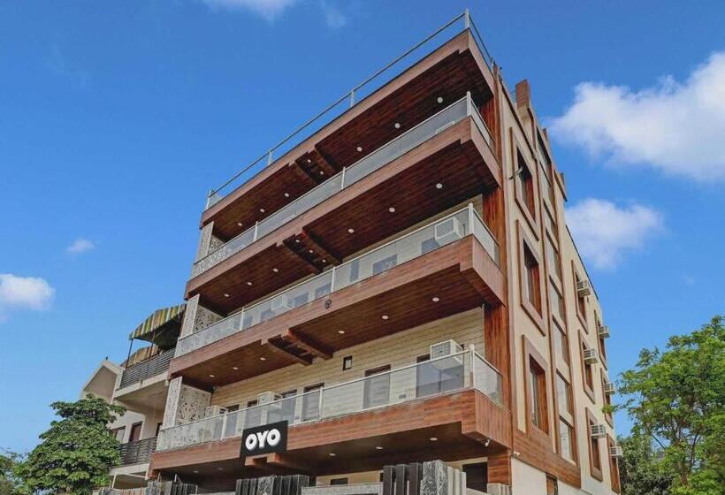 هتل O Moon Light Residency