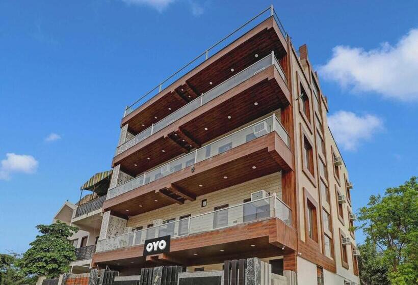 هتل O Moon Light Residency