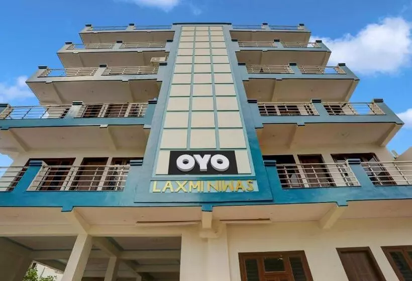 ホテル Oyo Flagship 81229  Gold Coast Crossing