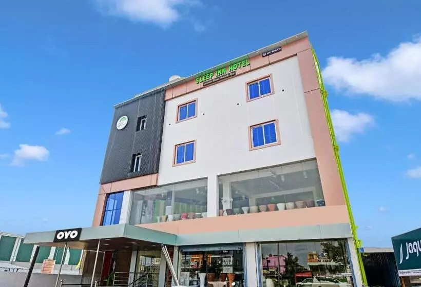 ホテル Oyo Flagship 81269 Sleep Inn