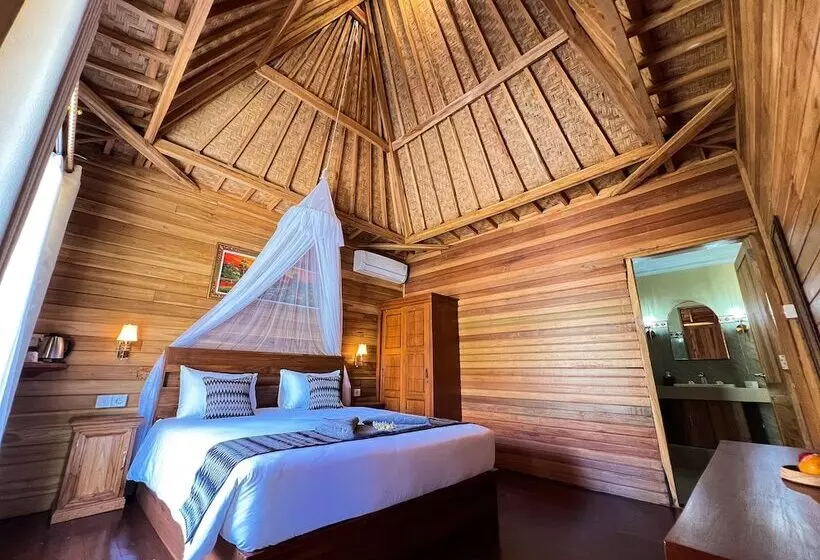 ホテル Skywatch Cottage