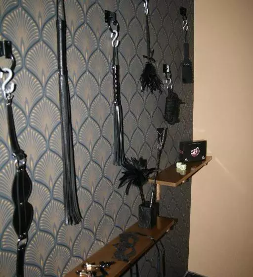 ホテル Désirs D Une Nuit   Loveroom Jacuzzi