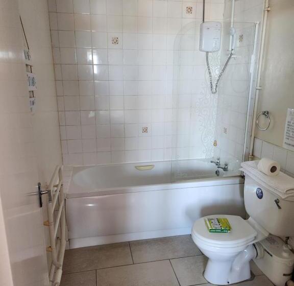 ホテル The Ship Inn