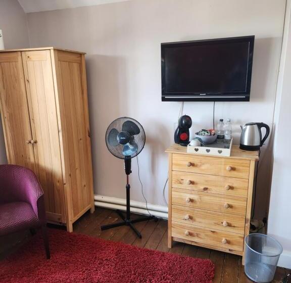 ホテル The Ship Inn