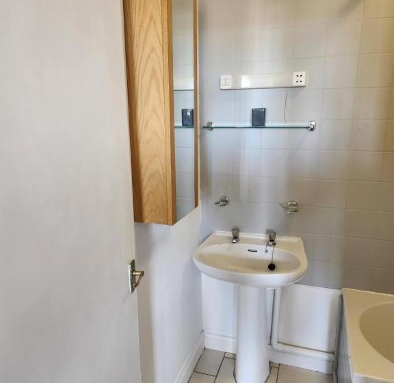 ホテル The Ship Inn