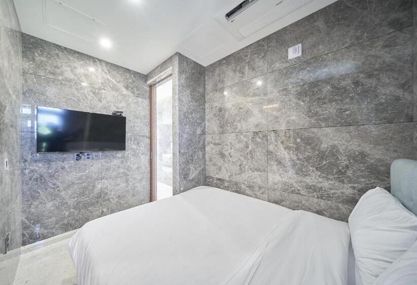 Yeosu Calacatta Hotel & Resort