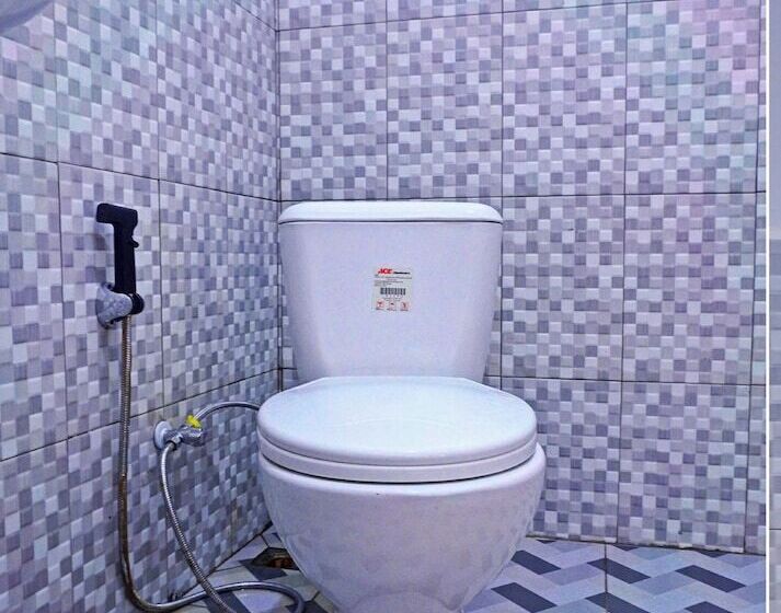 בית מלון כפרי Oyo 92518 De Luna