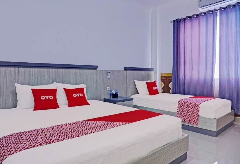 בית מלון כפרי Oyo 92518 De Luna