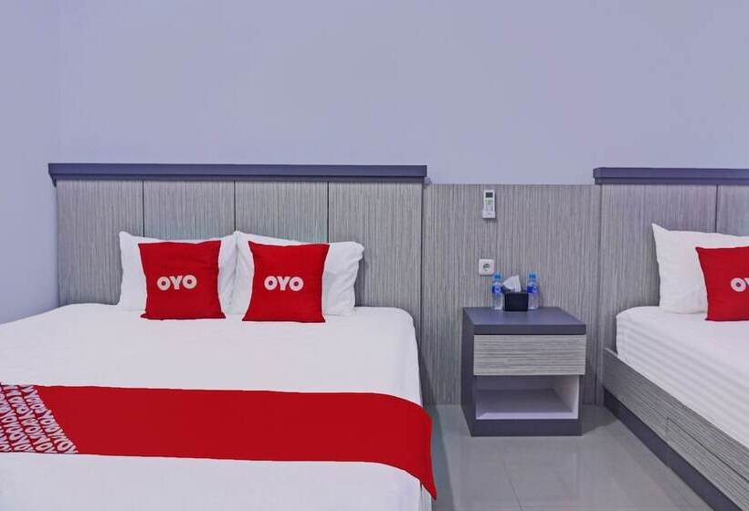 בית מלון כפרי Oyo 92518 De Luna