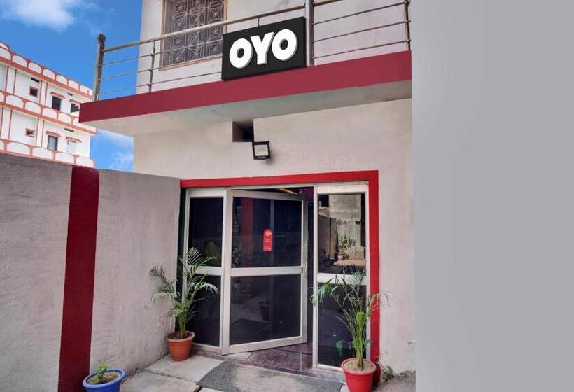 Hotel Oyo Flagship 81231 Urmila Guest House