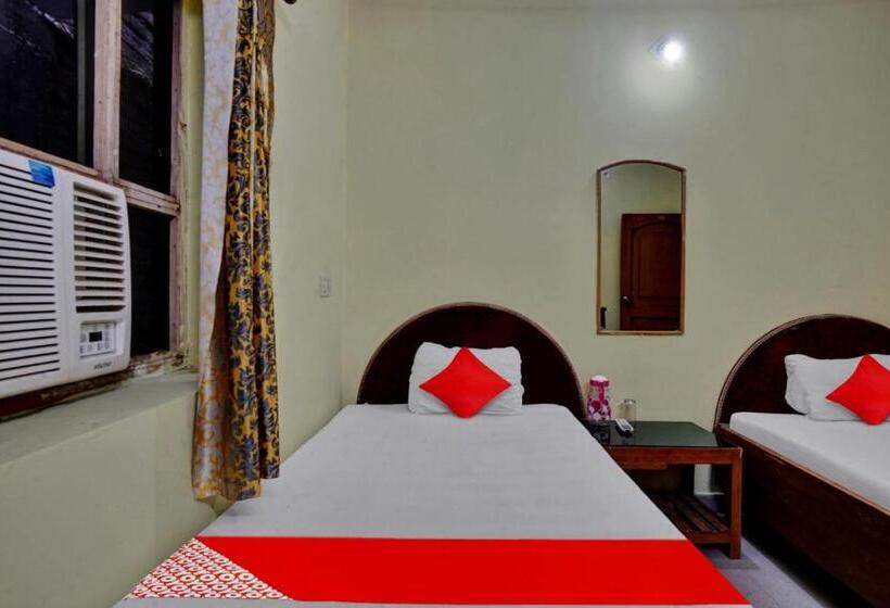 Hotel Oyo Flagship 81231 Urmila Guest House