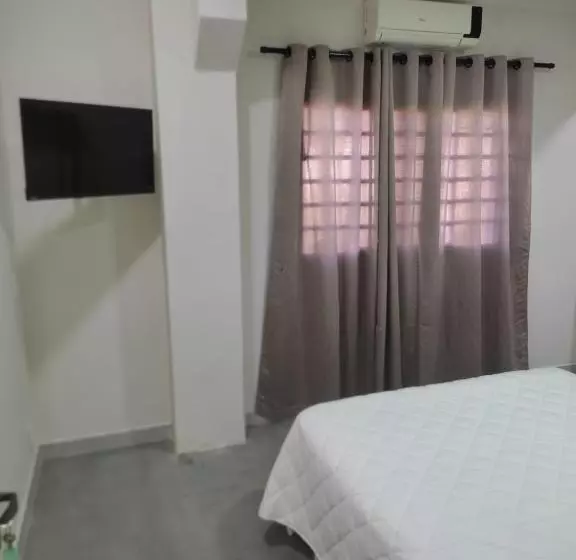 ペンション Pousada Premiatto