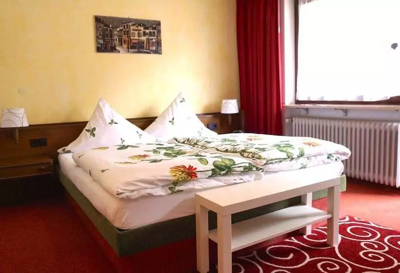 Aamiaismajoitus (B&B) Chalet Moos