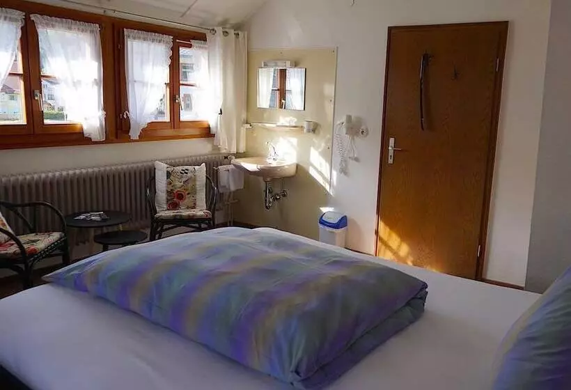 Aamiaismajoitus (B&B) Chalet Moos