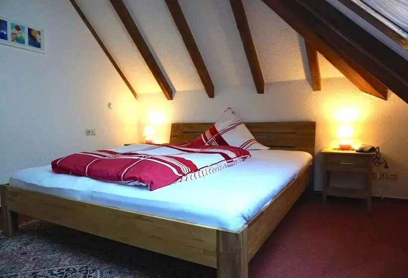 Aamiaismajoitus (B&B) Chalet Moos