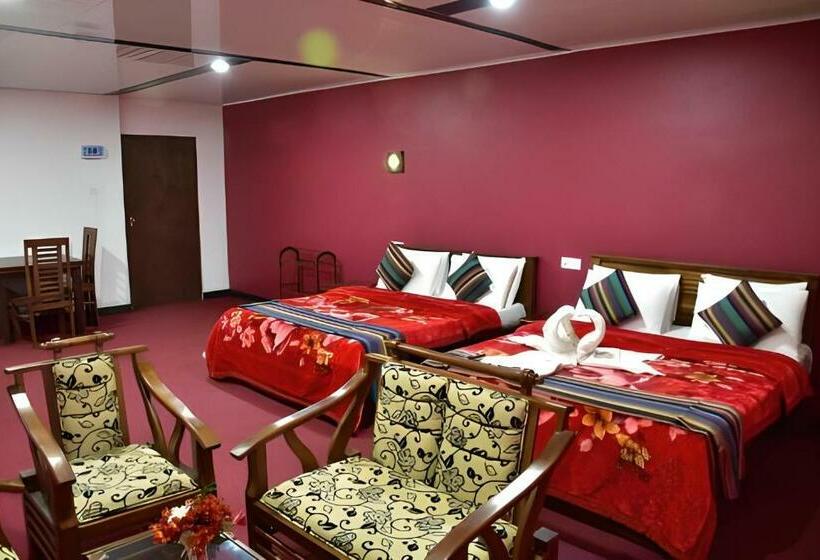 בית מלון כפרי The Mount View By Liyozi Leasiure