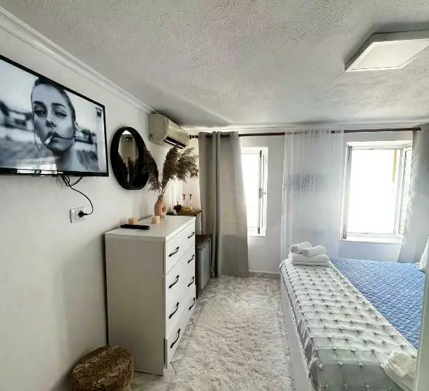 ペンション Himalayas