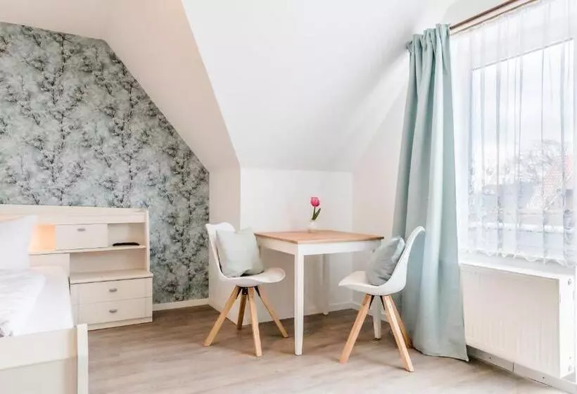 ペンション Straendhus Bed&breakfast