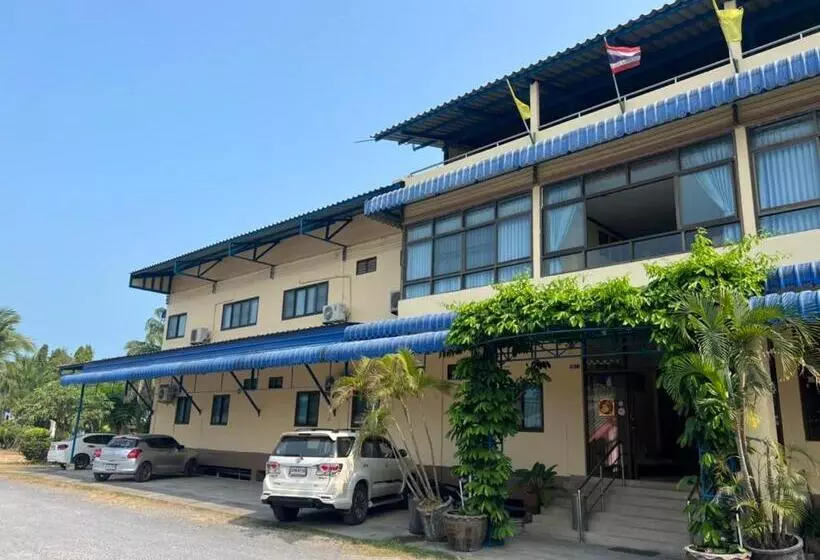 Retkeilymaja Baan Wang Bua