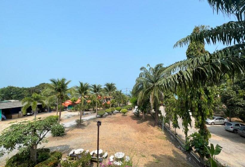 הוסטל Baan Wang Bua