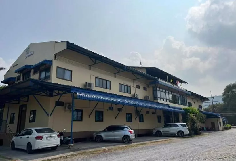 Retkeilymaja Baan Wang Bua