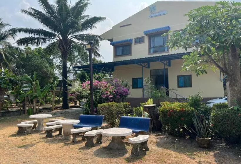 Retkeilymaja Baan Wang Bua