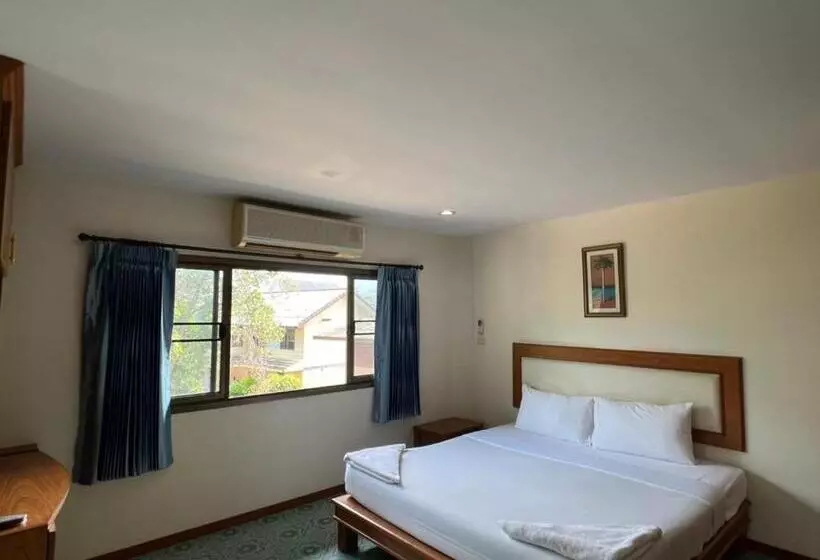 Retkeilymaja Baan Wang Bua