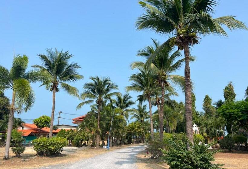 הוסטל Baan Wang Bua