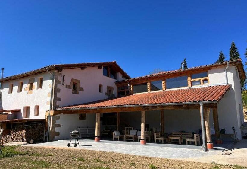 هاستل Paorra Baserria