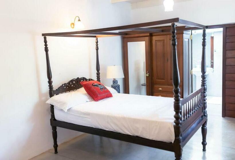 مبيت وإفطار Coco Mantra Ilukwehera Estate