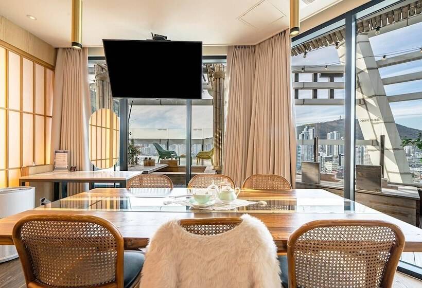 호텔 Gwanganli The Club