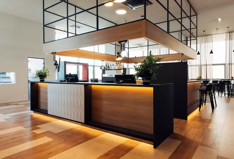 ホテル Harry S Home Zürich Limmattal