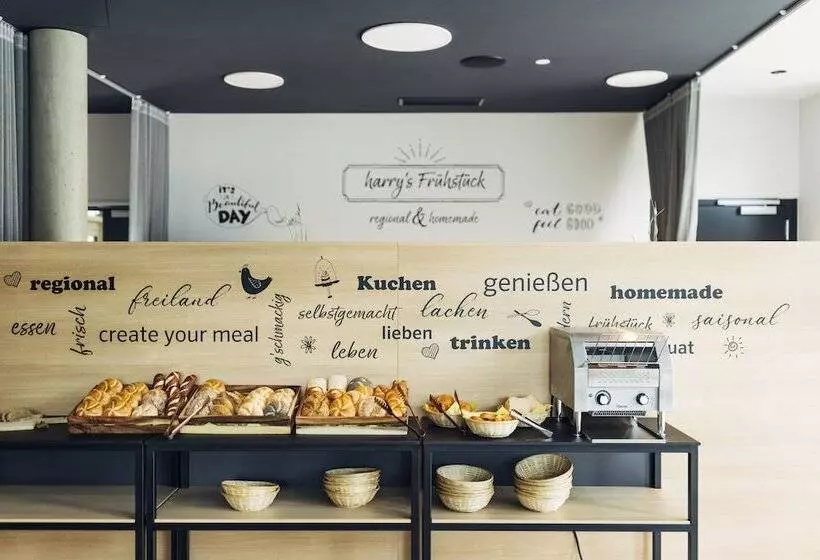 ホテル Harry S Home Zürich Limmattal