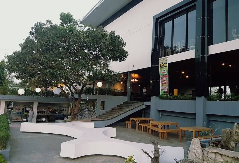 בית מלון כפרי Melsol