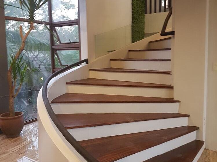 בית מלון כפרי Melsol