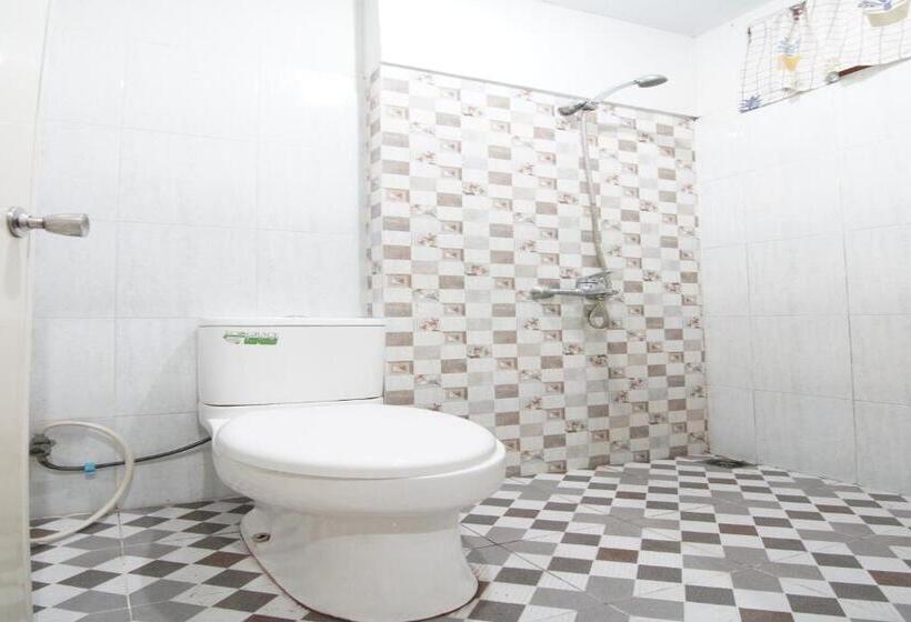 בית מלון כפרי Oyo 92502 Penginapan Rokan Permai Syariah