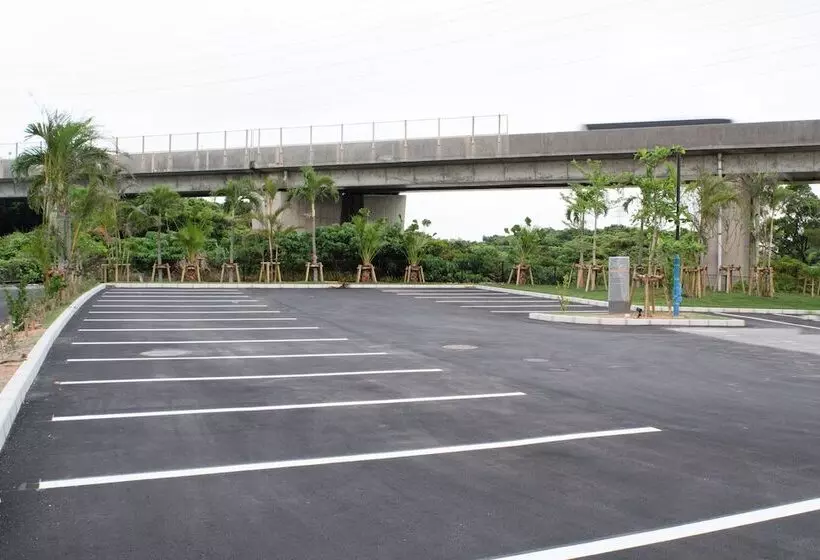 Hotelli Ref Okinawa Arena By Vessel
