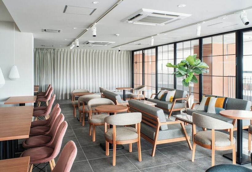 Hotel Ref Okinawa Arena By Vessel