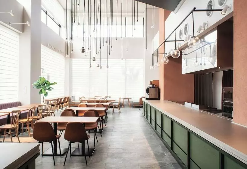 Hotelli Ref Okinawa Arena By Vessel