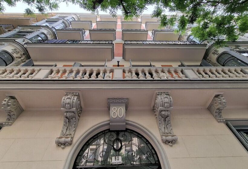 پانسیون Space Center Madrid