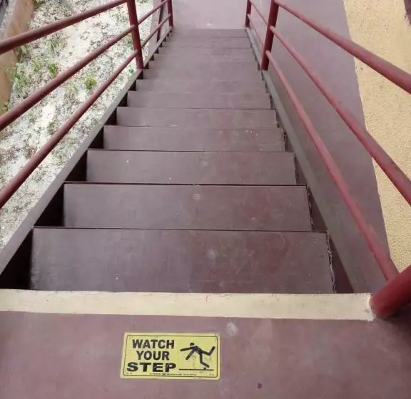 Retkeilymaja Aroma S Guest House