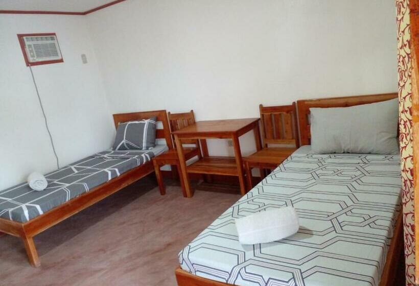 הוסטל Aroma S Guest House