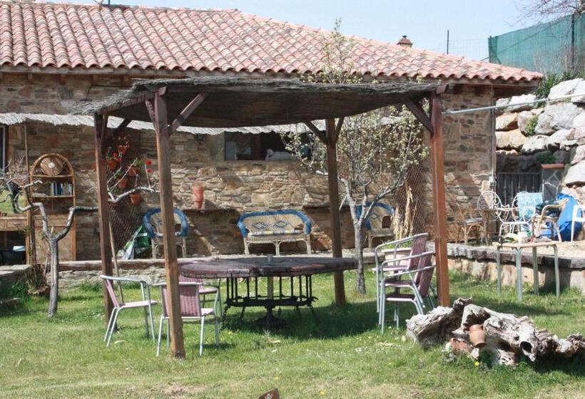 Albergue La Casa Del Camino