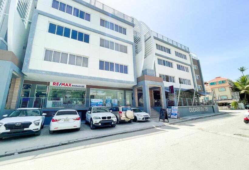 Rooftop Pool Ducassi Studio Suites Deluxe Hotel Beach Club & Spa