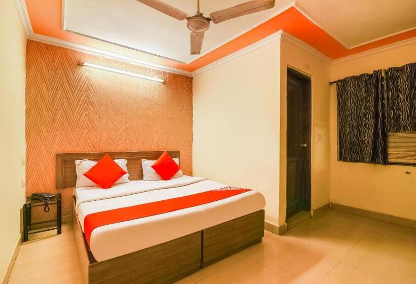 Hotelli Oyo Flagship 81108  King Palace