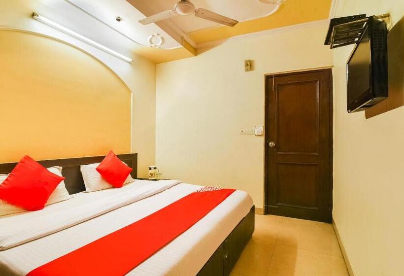 Hotelli Oyo Flagship 81108  King Palace