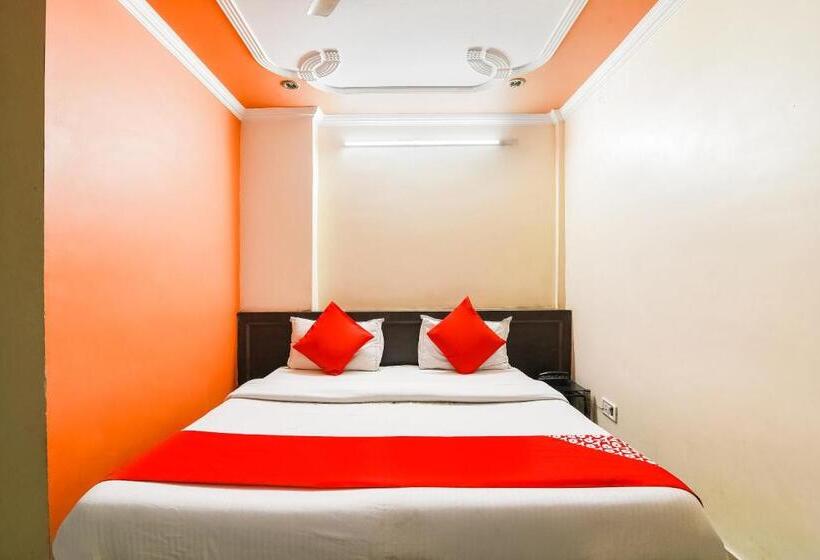 Hotelli Oyo Flagship 81108  King Palace