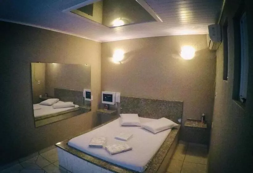 Motel Scorpios