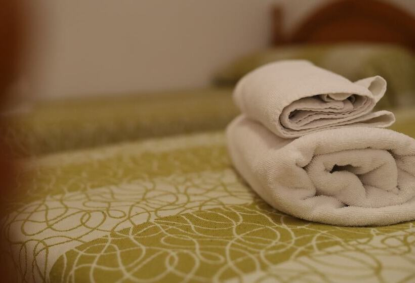 بنسيون Hospedium Dlj Hostal Ben Nassar