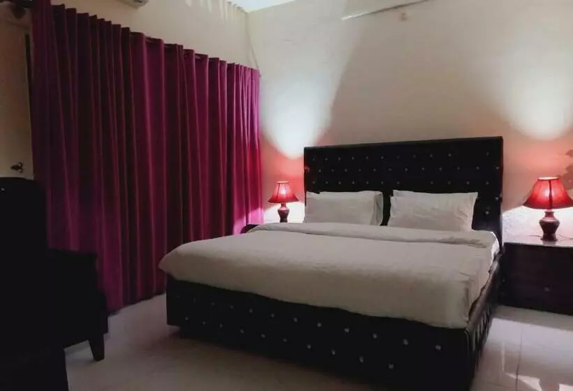 پانسیون Travel Inn Islamabad